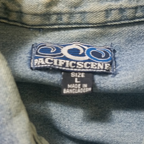 Pacific scene size large denim short sleeve shirt - Picture 7 of 7